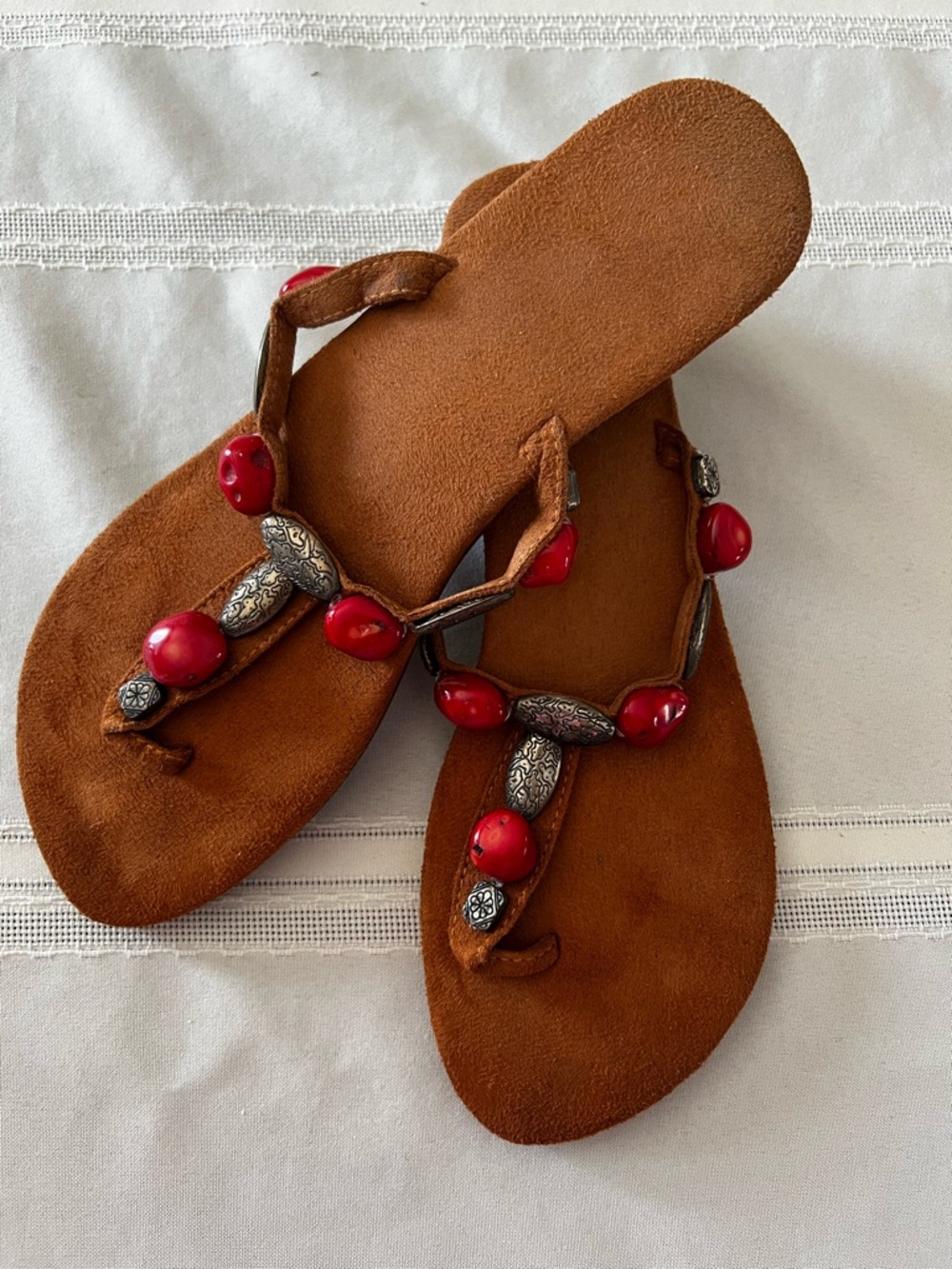 Women’s Brown Suede Beaded Thong Sandals with Red Accents